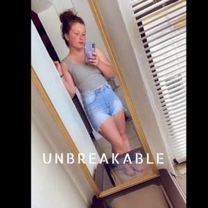 Meet your Posher, Bay